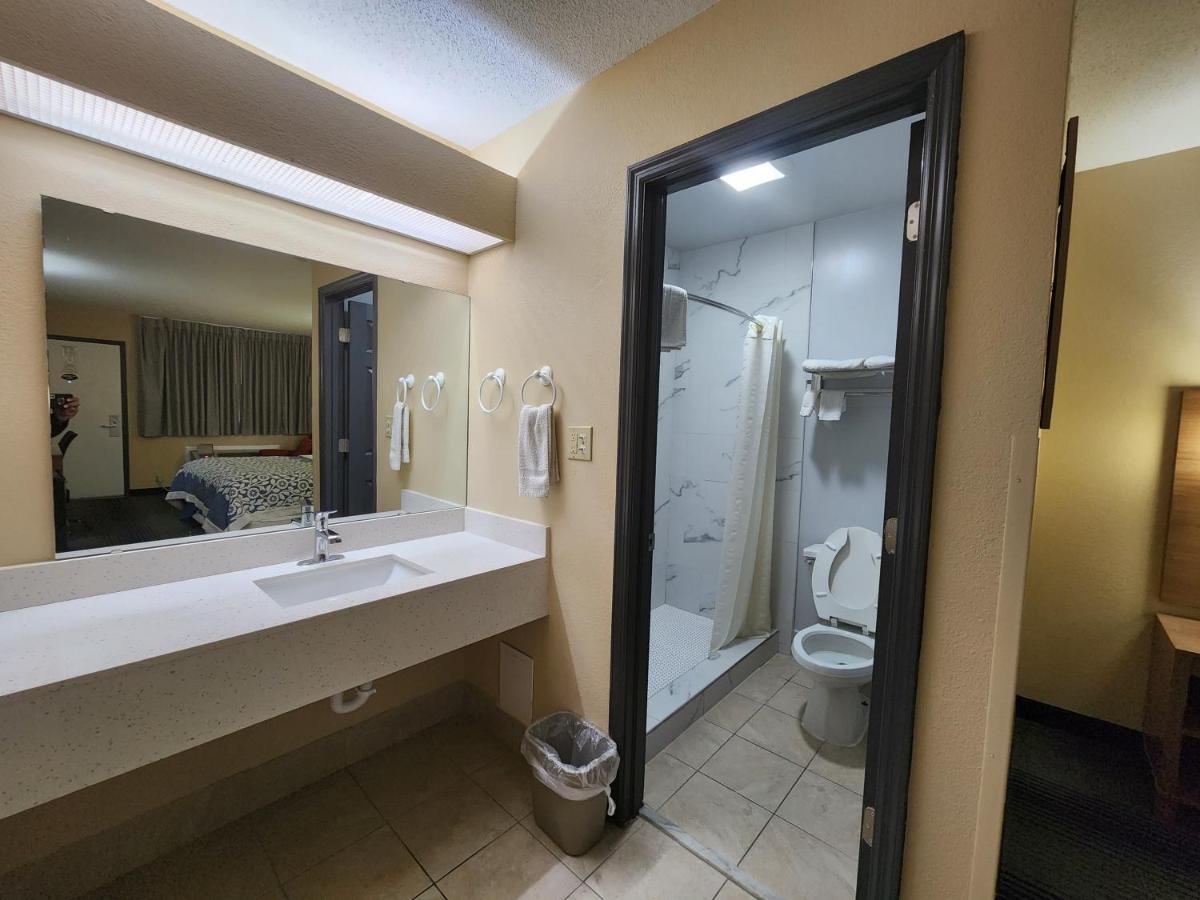 Budget Host Inn Henderson Dış mekan fotoğraf